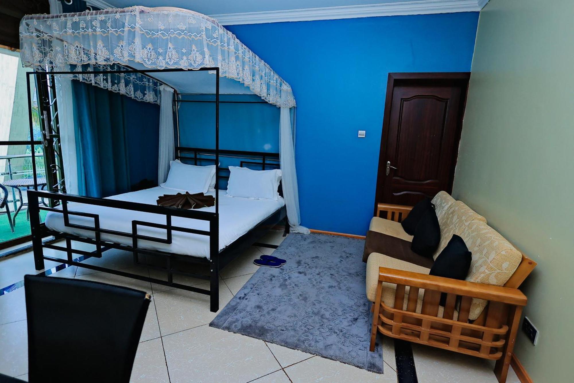 Shine Country Resort Hotel Naziba Экстерьер фото