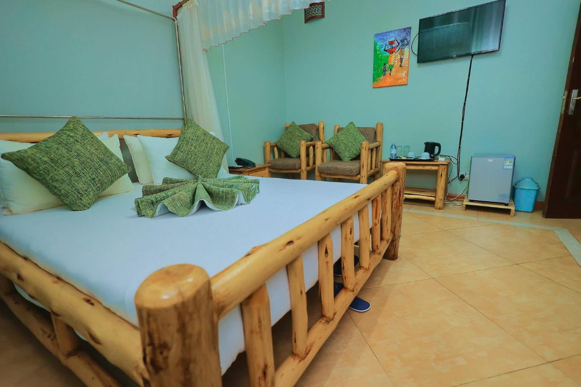 Shine Country Resort Hotel Naziba Экстерьер фото