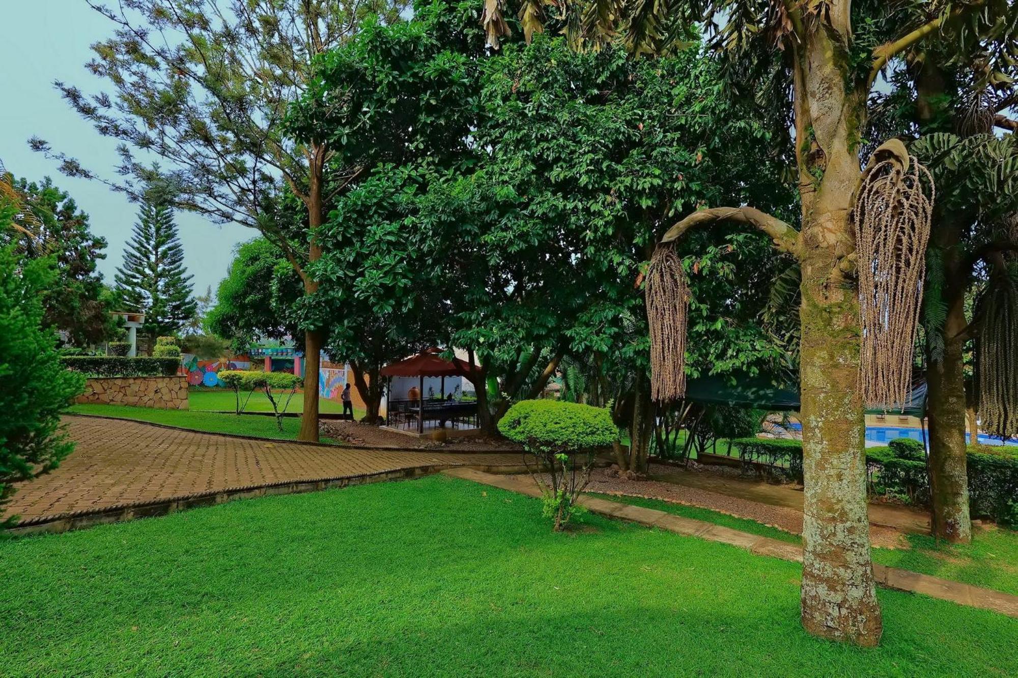 Shine Country Resort Hotel Naziba Экстерьер фото